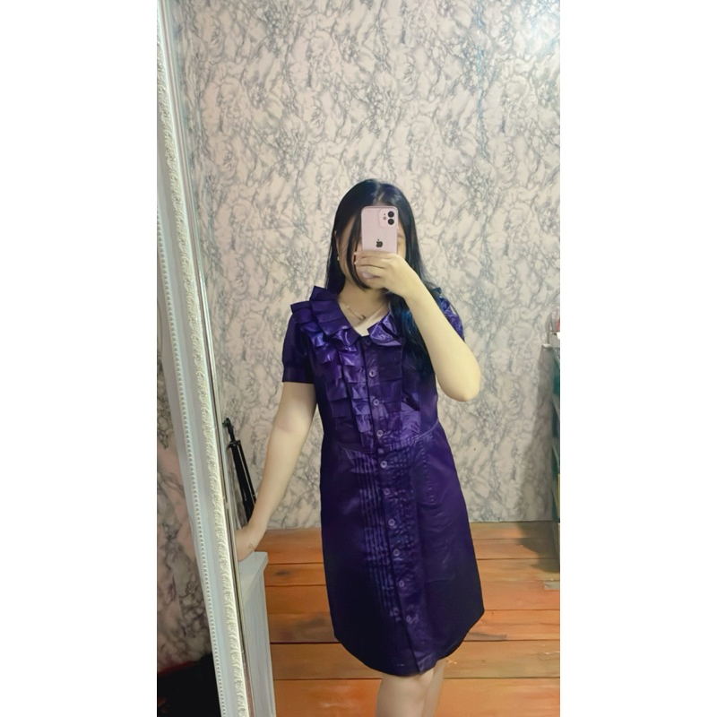 Preloved vintage europe ruffle style dress