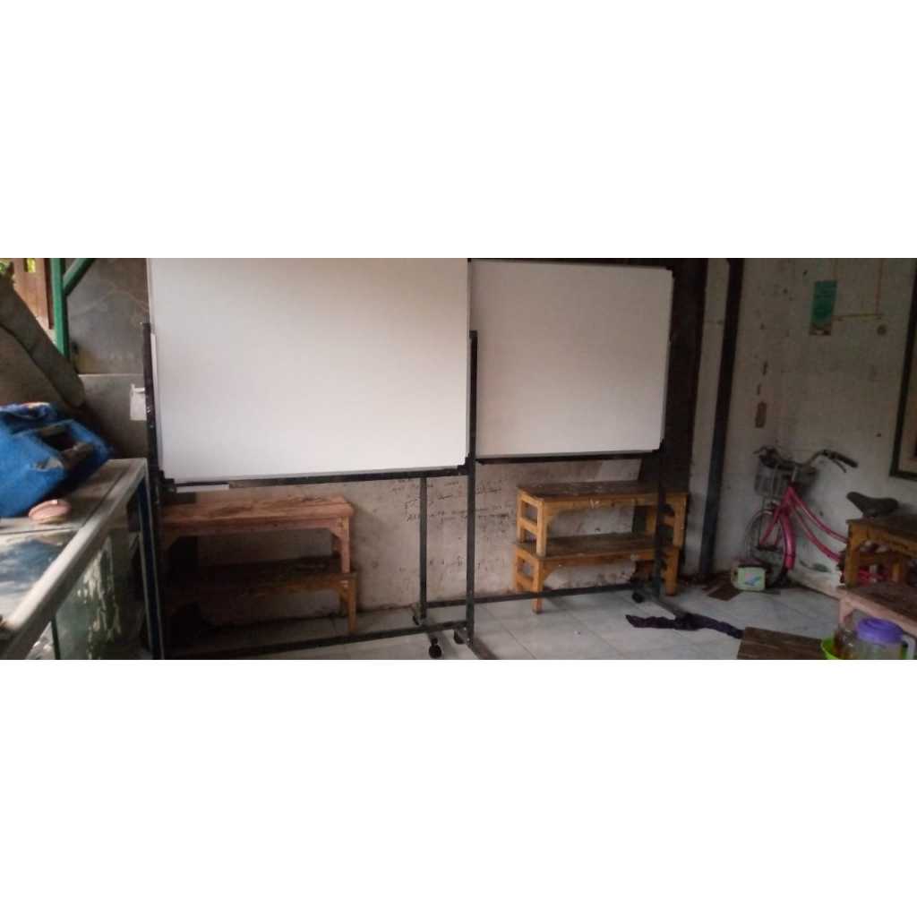 

Whiteboard non magnet standing doubleface 60 x 120 cm
