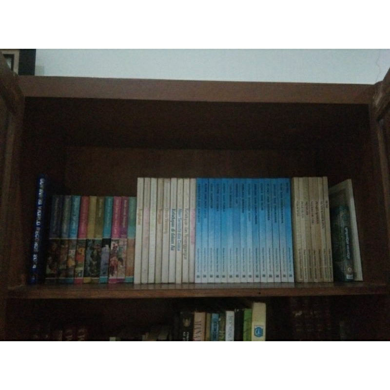 BUKU JADUL