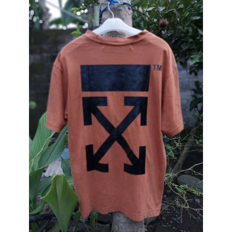 Kaos Off-White Second