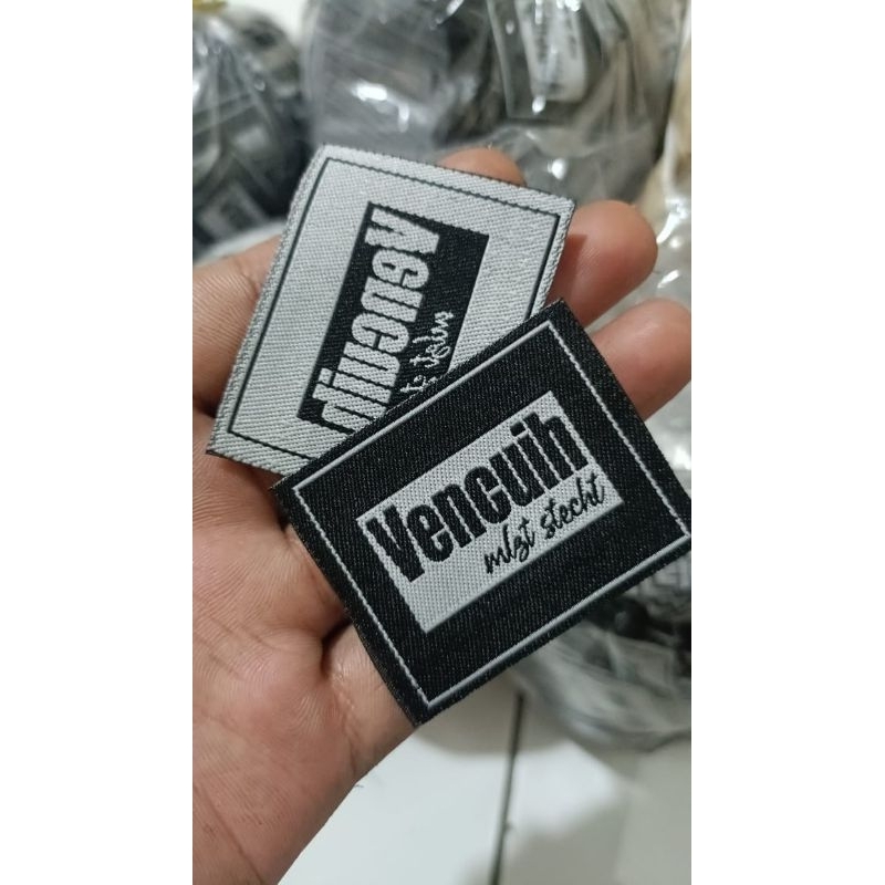 label woven bordir rajut ukuran 3,5x4 cm minimal order 100 lusin(1200pcs) free hotcut/potong, free d