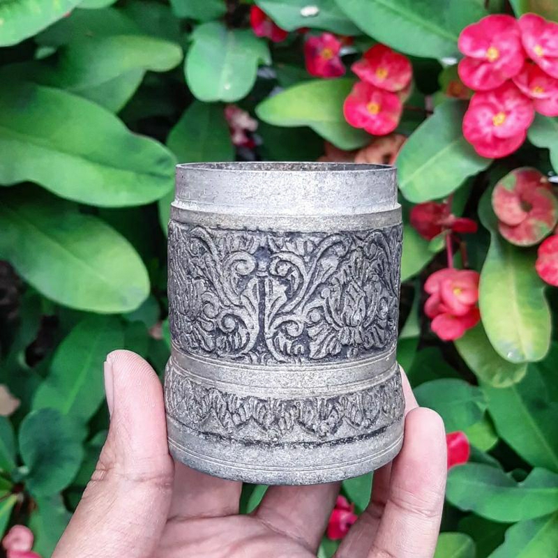 Kaleng ukir antik jadul lawasan