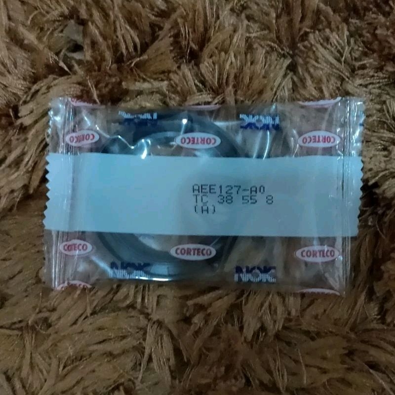oil seal crankshaft as kruk Kubota Rd85