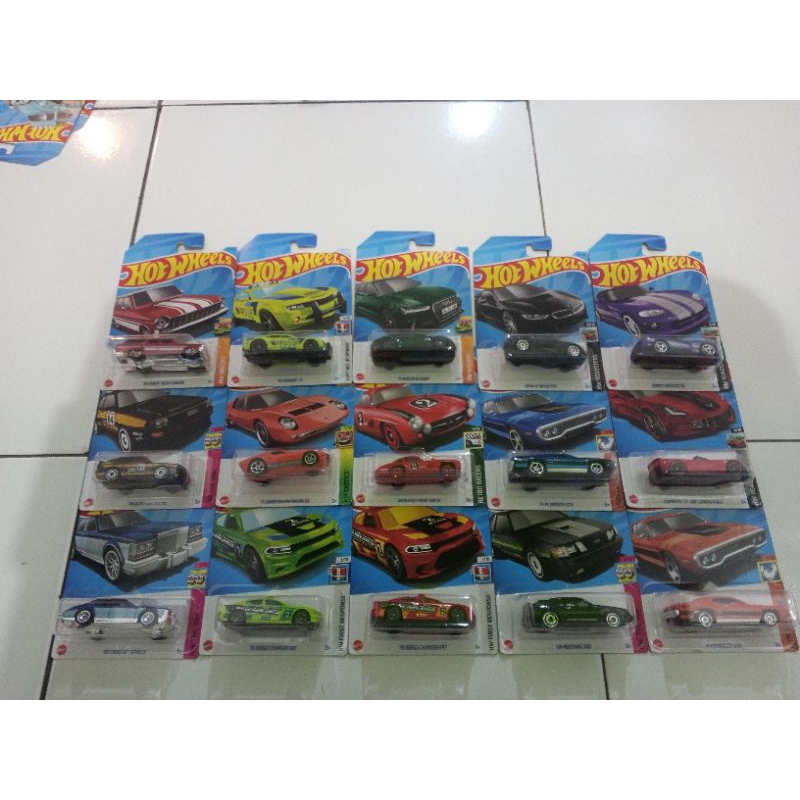 Promo paket 3pcs Hotwheels reguler real car