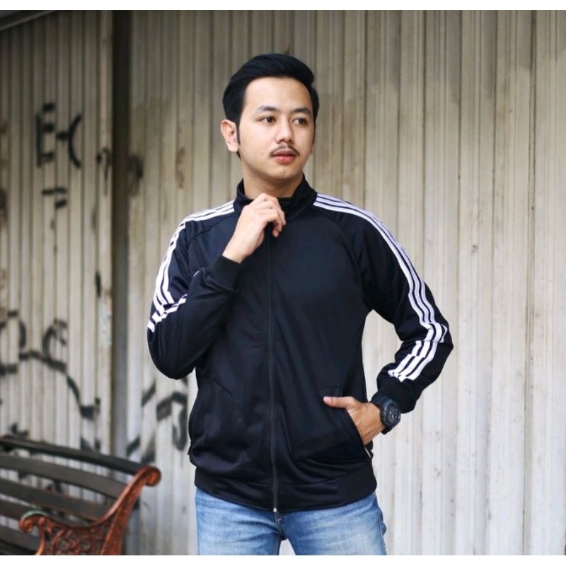 Galeri sport21 jaket tractop model lis unisex