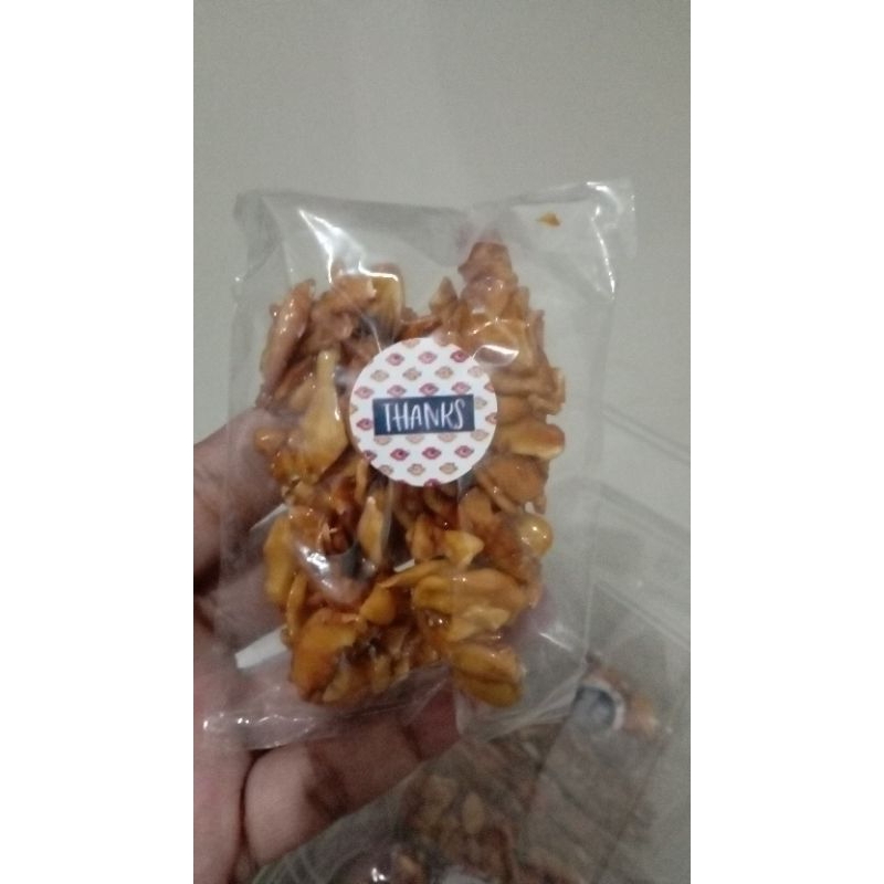 

kenari & Halua kenari