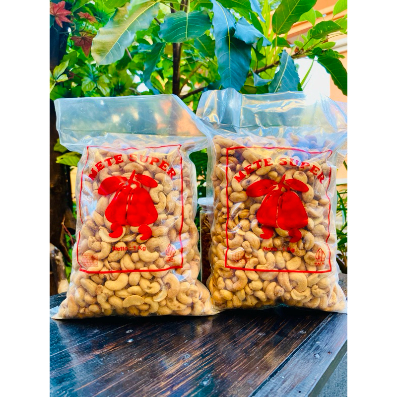 

KACANG MEDE MATANG OVEN 250 GR ASIN BAWANG