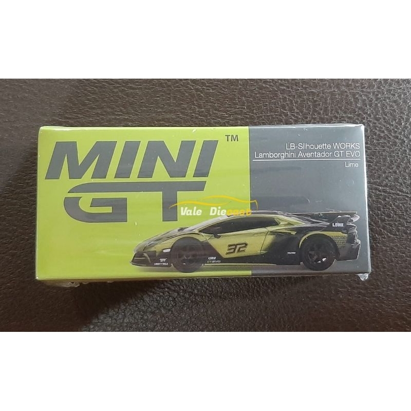 Mini GT Lamborghini Aventador LBWK