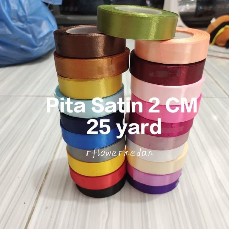 

pita satin 2cm /pita buket / pita satin gulungan 25 year (22 meter)