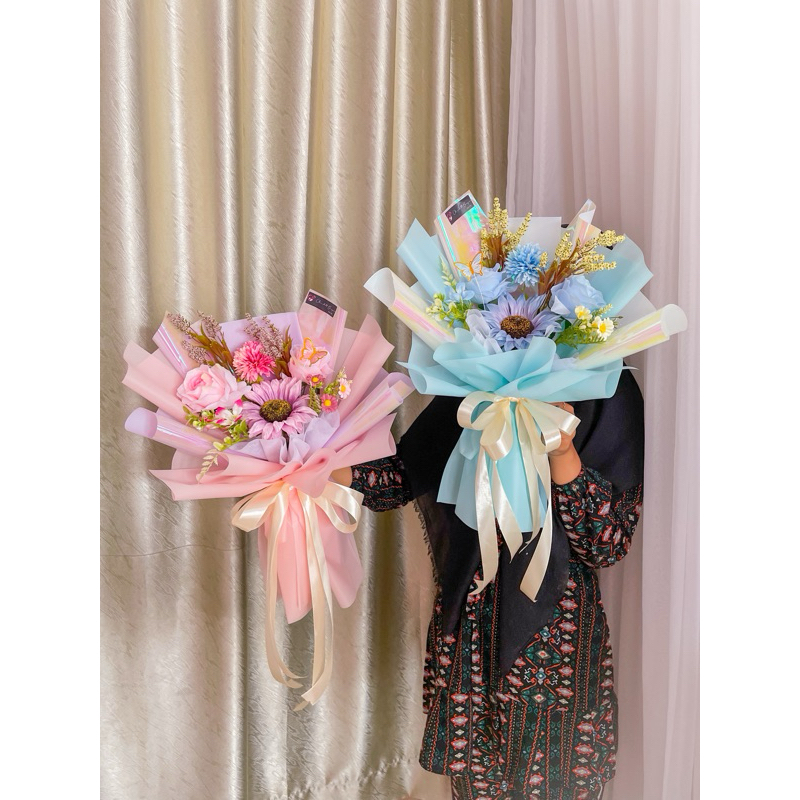 Buket bunga palsu/buket wisuda/buket ulang tahun/ buket anniversary/artificial flower/ buket bunga a