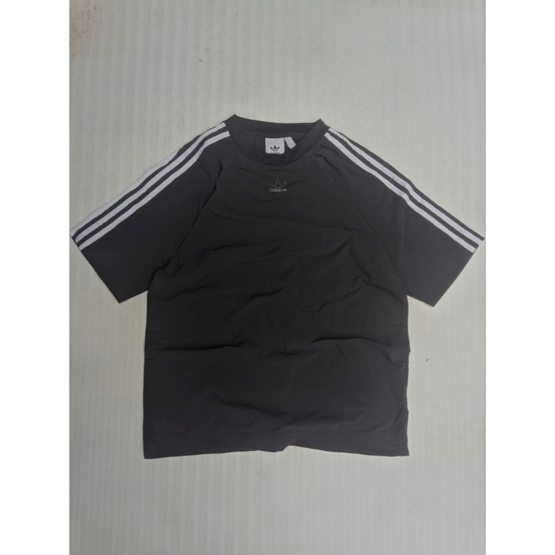 Kaos Adidas Center Second