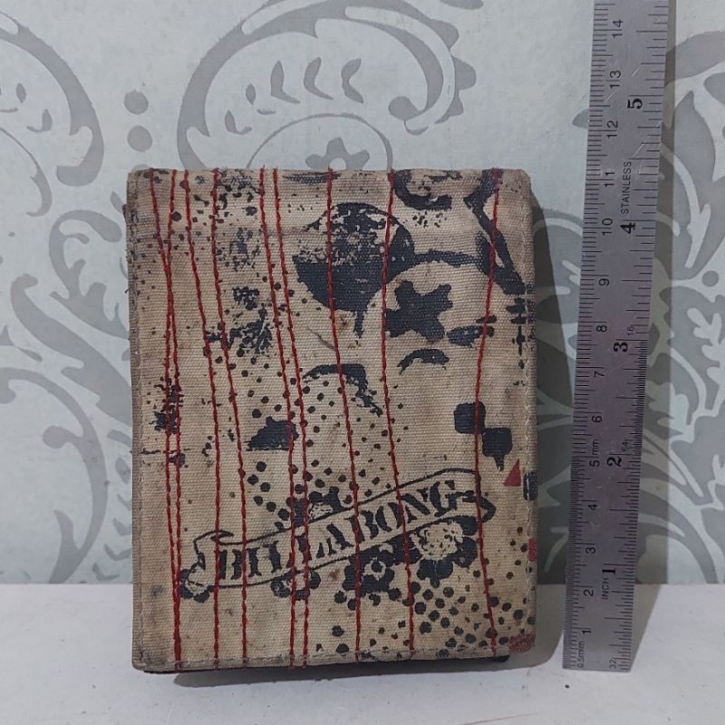 Dompet pria billabong preloved