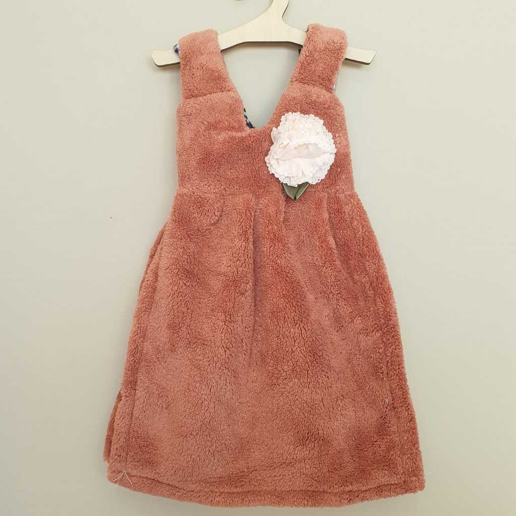 Lap Tangan Gantung Bentuk Baju