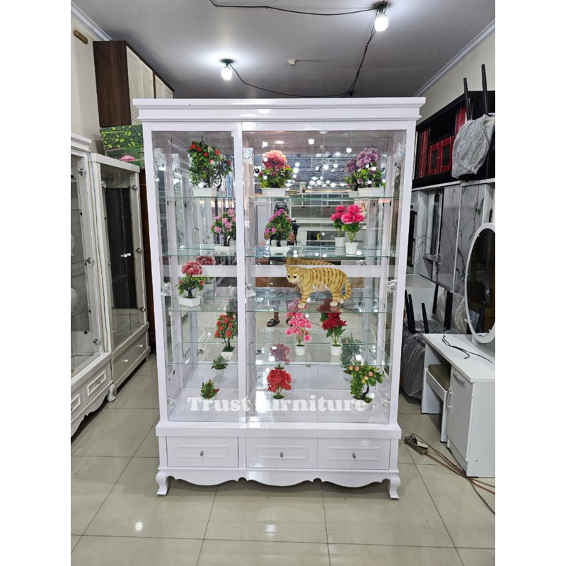 Lemari pajangan crystal 3 pintu full kaca/Lemari pajangan Kaca minimalis