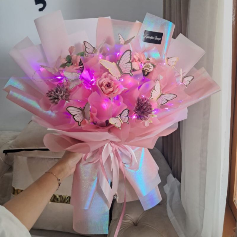 buket bunga mewah spesial buket kupu2 plus led buket kupu2 full hologram mewah