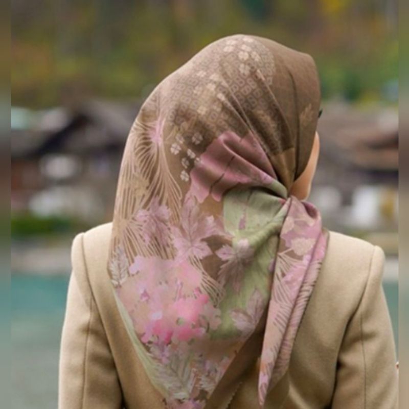 Iseltwald Buttonscarves