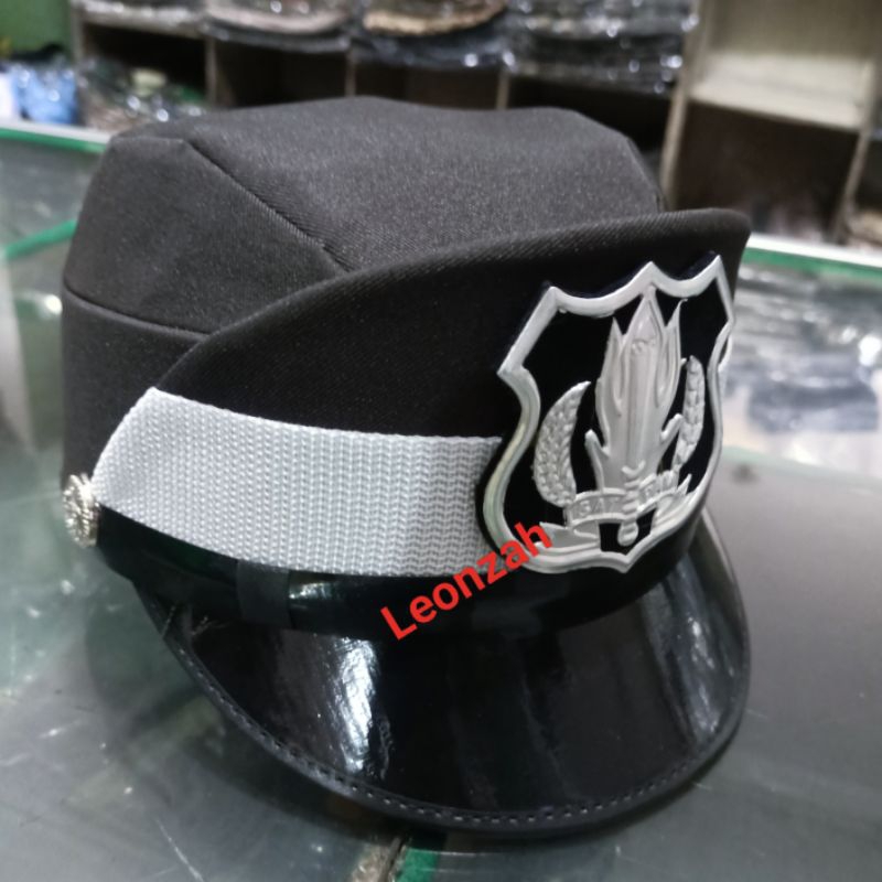 topi pet satpam coklat wanita