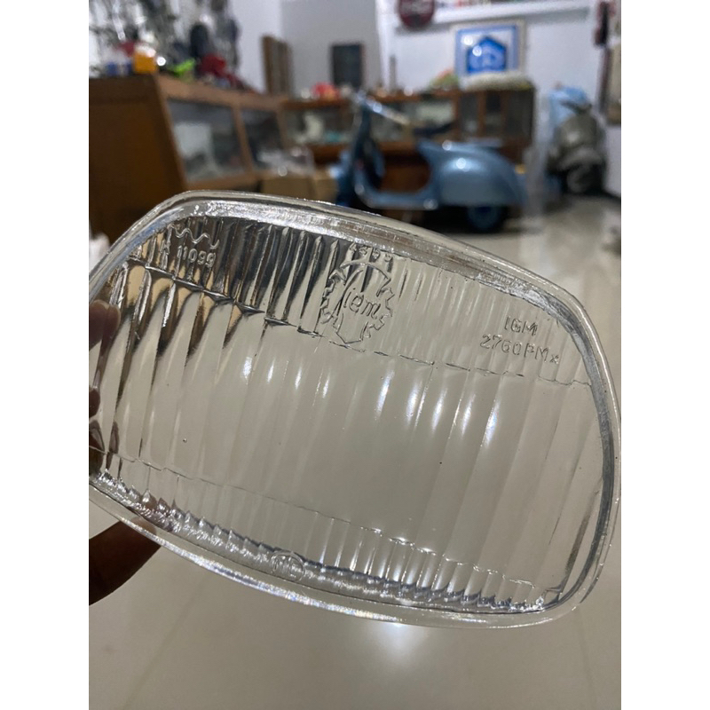 kaca lampu depan vespa sprint super original siem nos