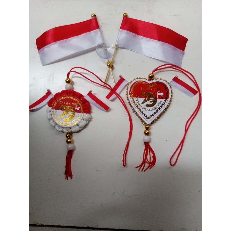paketan bendera merah putih gantung