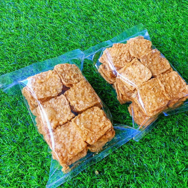 

Cemilan keripik tempe original asin gurih manis pedas renyah enak khas bandung 1kg