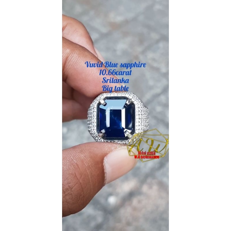 VIVID BLUE SAPPHIRE SRILANKA 10.66CARAT BIG TABLE-CATS EYE-CHRYSOBERYL-GARNET-OPAL-RUBY