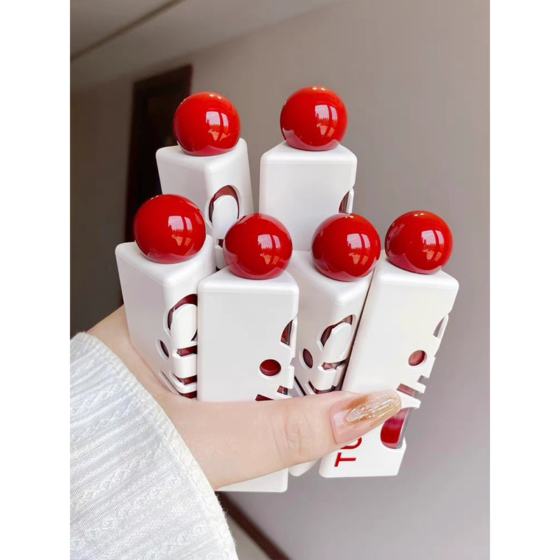 CHIOTURE Triangle lip mousse, Lip mud, lip glaze, lipstick, lip gloss, matte, mist top