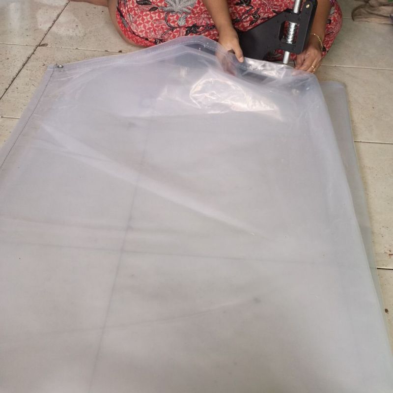 PLASTIK UV PLASTIK BENING TRANPARAN TEBAL 200 MICRON