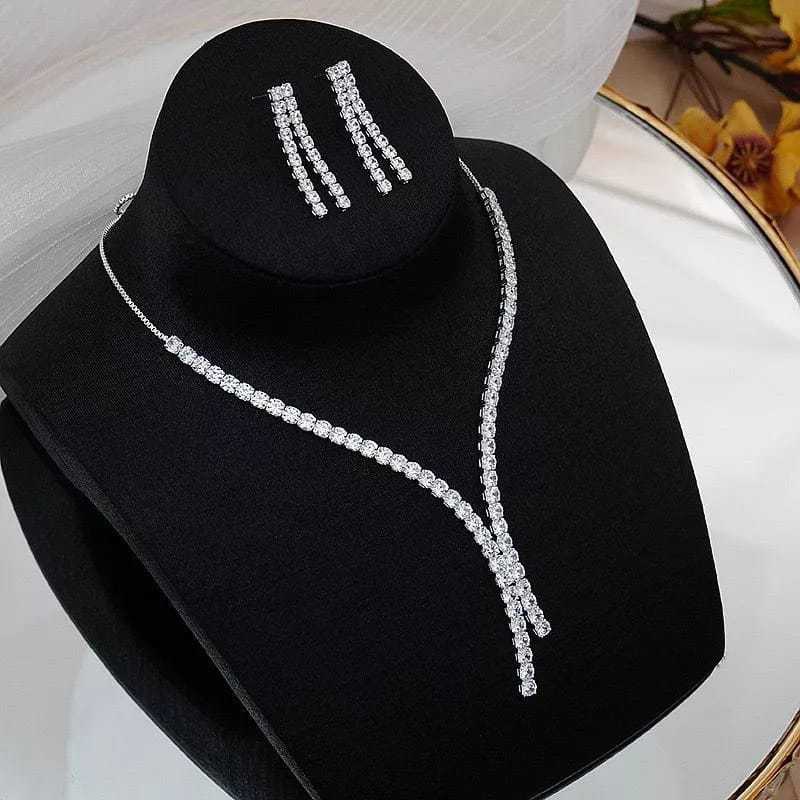 TERLARISSS Kalung Crystal Set Anting  Kalung Pernikahan  Kalung Anting Liontin  Aksesoris Pengantin 