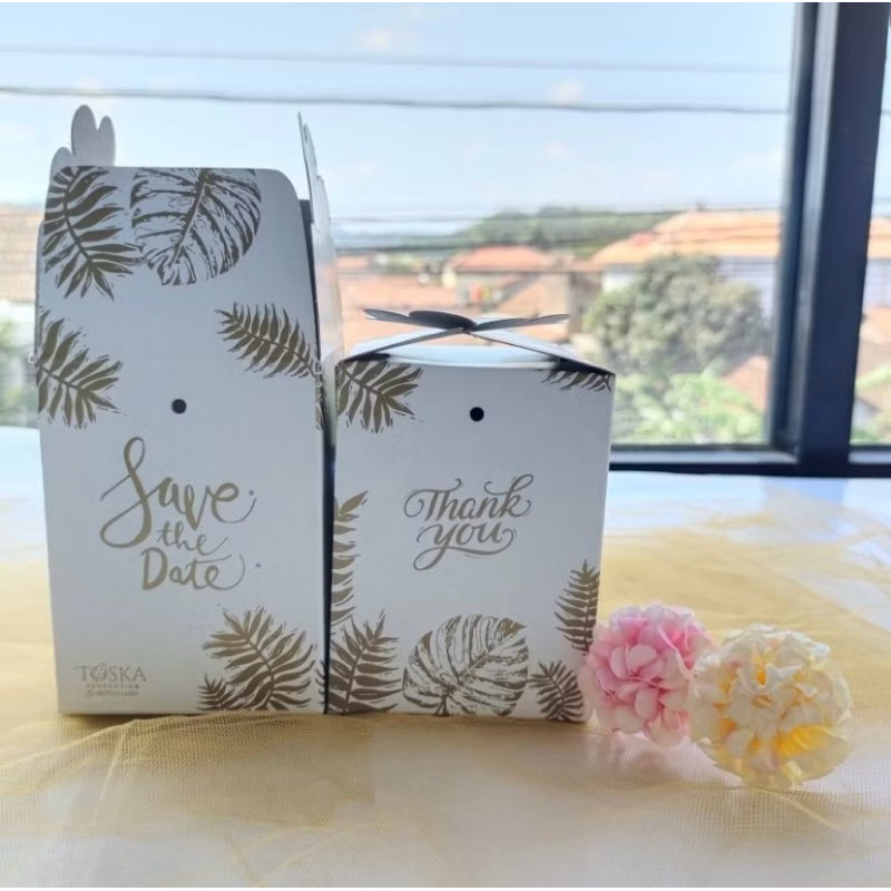 

BOX MOTIF PACKAGING GELAS