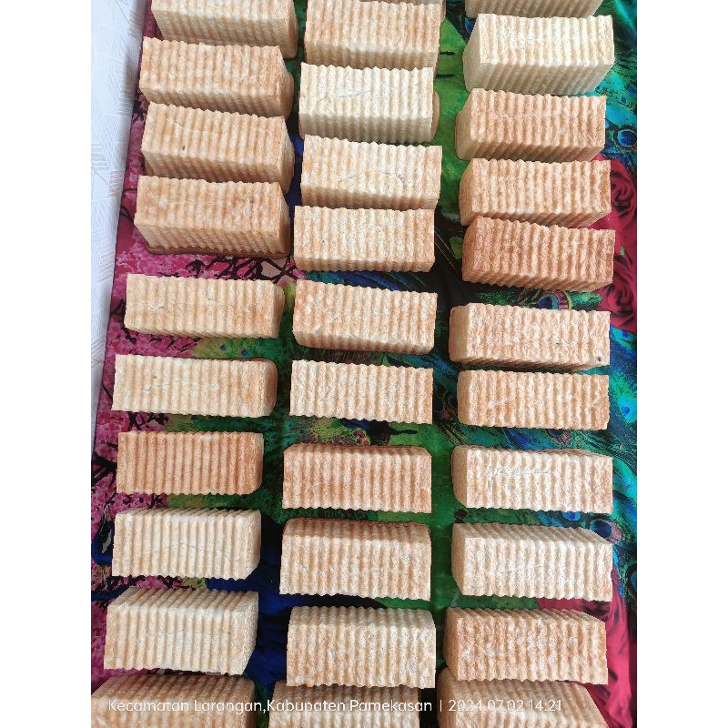 

ROTI BAKAR BANDUNG KASINO | ORIGINAL TASTE ( UKURAN 20X8X8 )