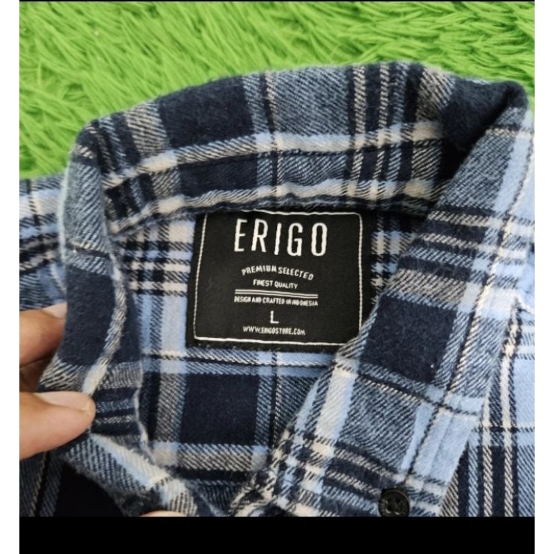 Baju Kemeja flanel ERIGO ukuran L lengan panjang bekas pakai 1x