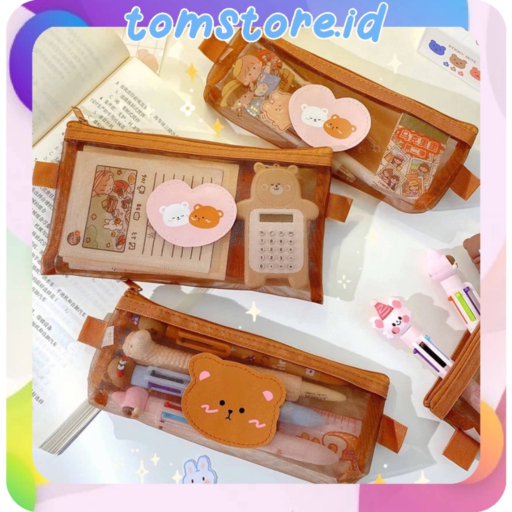 

SPESIAL AWAL TAHUN TOMSTOREID Tempat Pensil Zipper Coklat Motif Beruang Dompet Pensil Coklat Lucu Motif Bear Tempat Makeup Teddy Brown Model Jaring Transparan dan Multicolour Cute S93