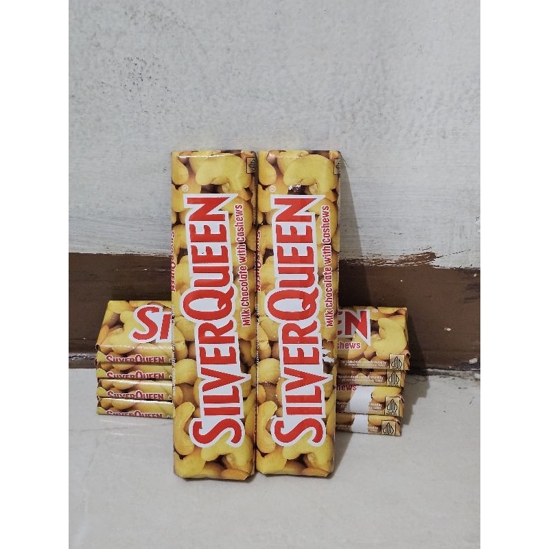 

Coklat Silverqueen Cashew 25 gr