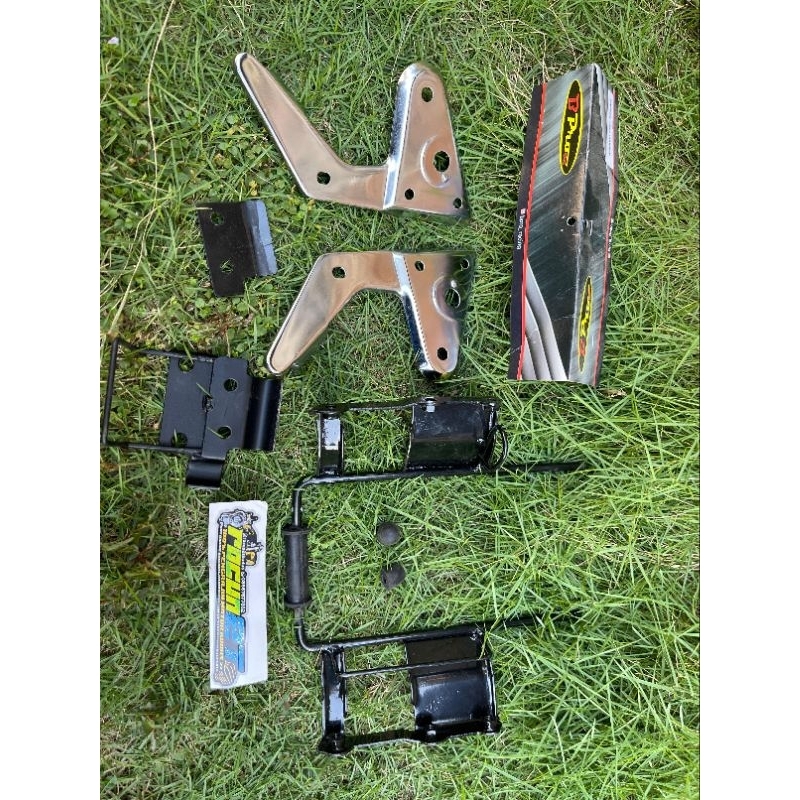 paket set dudukan breket lampu depan rx king new 2004 oval set + kupingan Bpro original pnp shock se