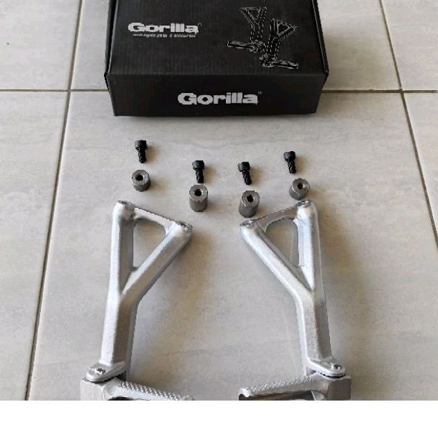 pijakan kaki belakang gantung model ducati panigale v4 set dudukan postep set baut baja footstep foo