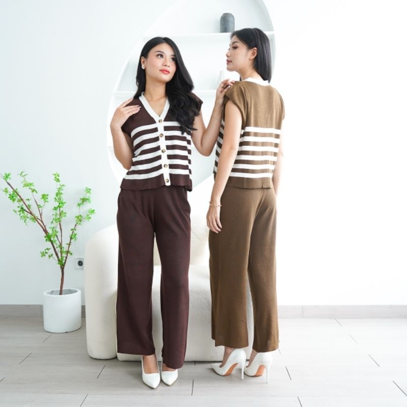 One Set Vest Rajut Baju Setelan Wanita VLN2117