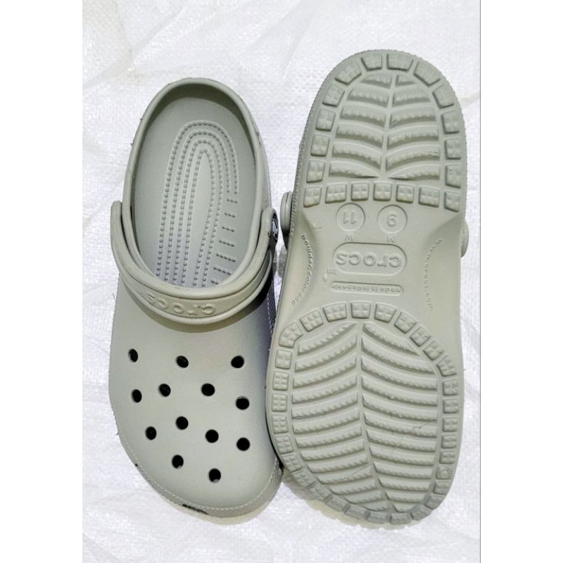 SANDAL CROCS BAYGE 100% ORIGINAL DEFFECT