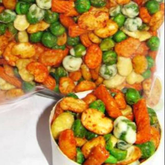 

WOW Kacang Mix snack campur kacang kangoro 15gram