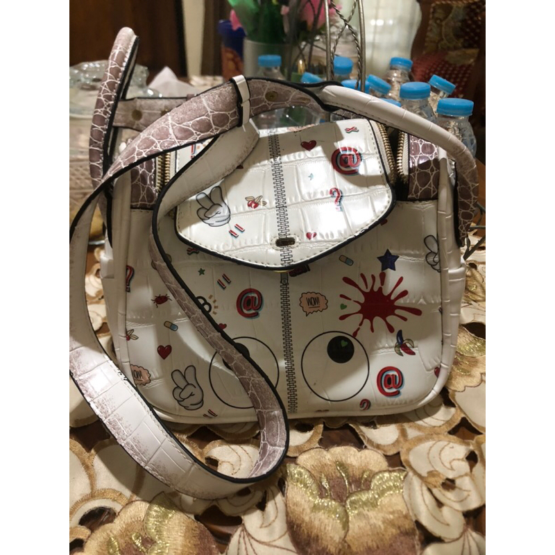 Lindii croco putih bahan lentur halus