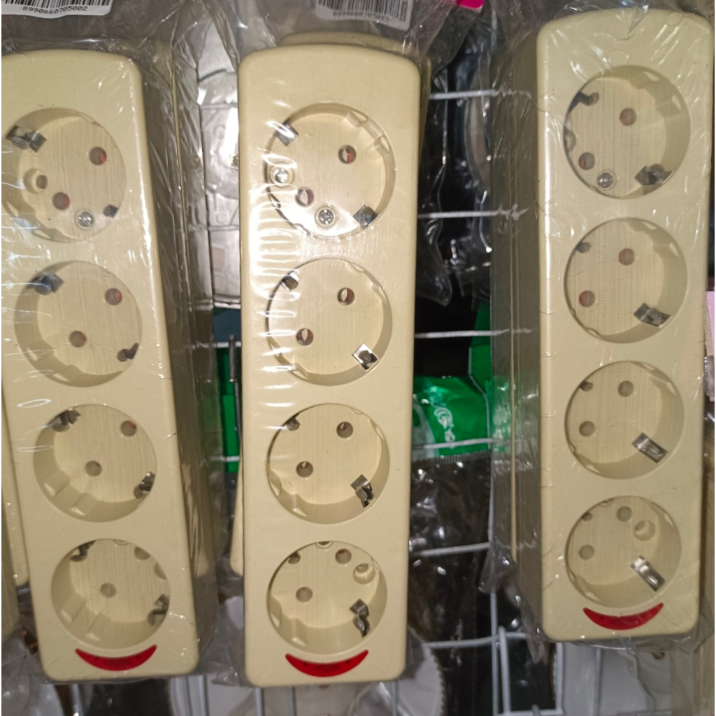 STOP KONTAK SNI KYOWA 3 LUBANG 4 LUBANG 5 LUBANG