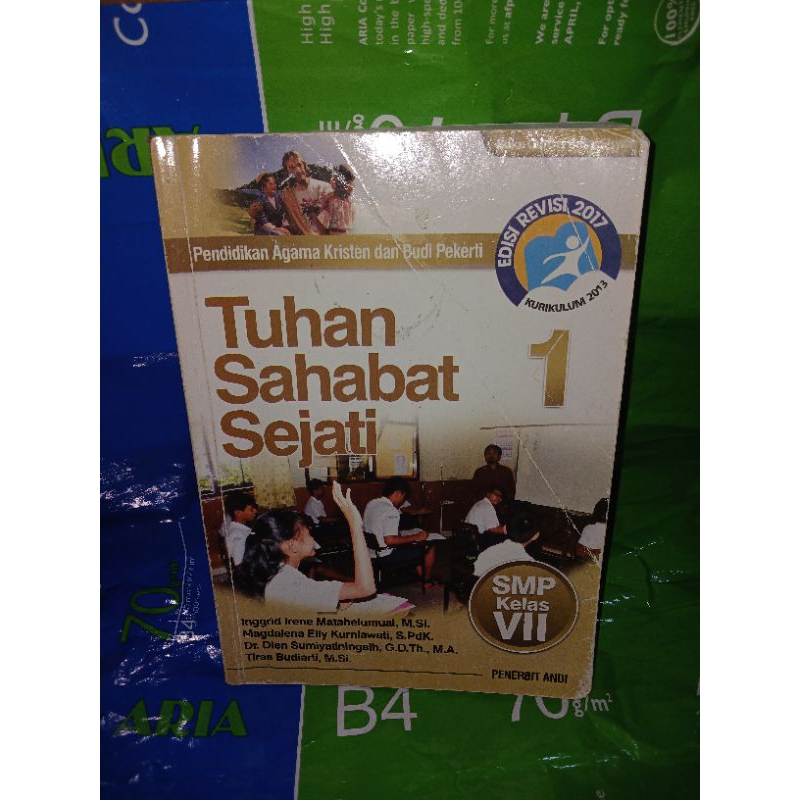 TUHAN SAHABAT SEJATI SMP KELAS VII