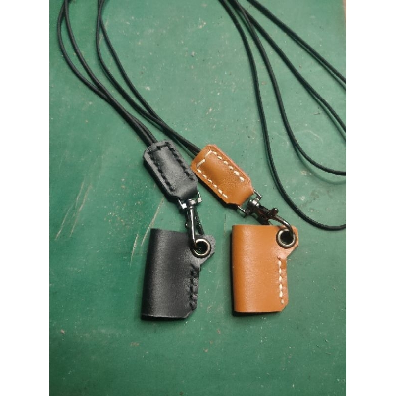 

gantungan kulit untuk pulpen pensil bolpoit bahan kulit asli