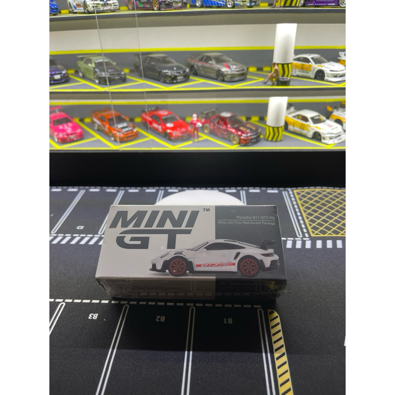 MINI GT 630 PORSCHE 911 (992) GT3 RS WHITE WITH PYRO RED ACCENT PACKAGE