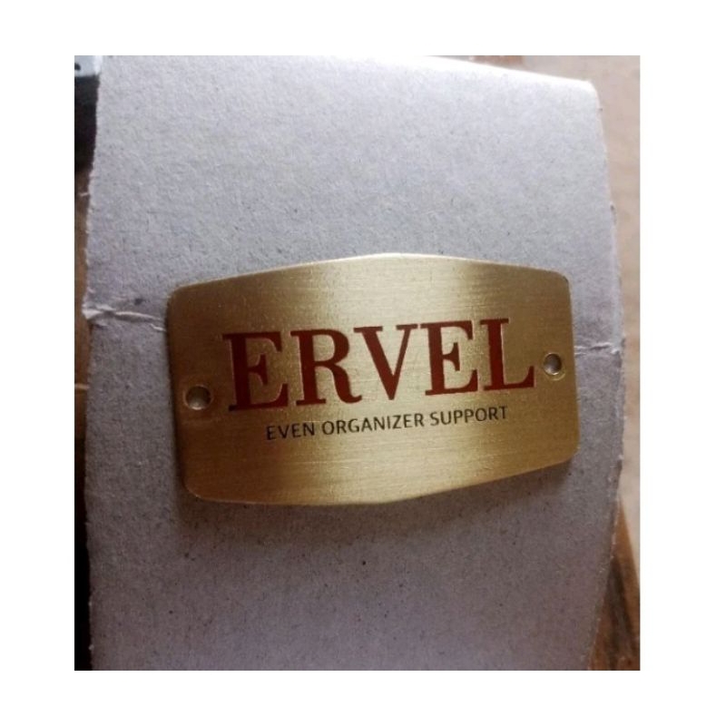 label plate custom aksesoris Kuningan dan stainless.