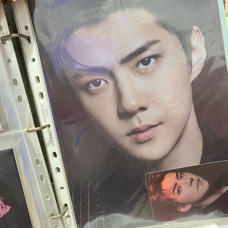 SEHUN EXO FLO POSTER + HOLO PHOTOCARD