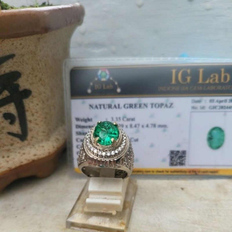 natural green topaz