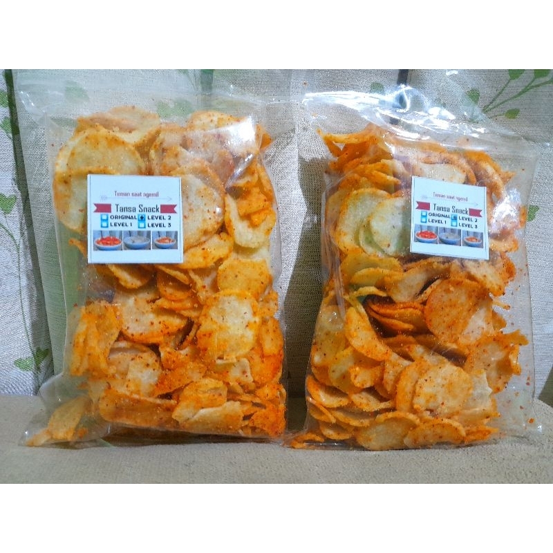 

Kripik Moring Pedas (LV 2) Premium 250 Gram | Kripik Cimol | Kripik Gurih