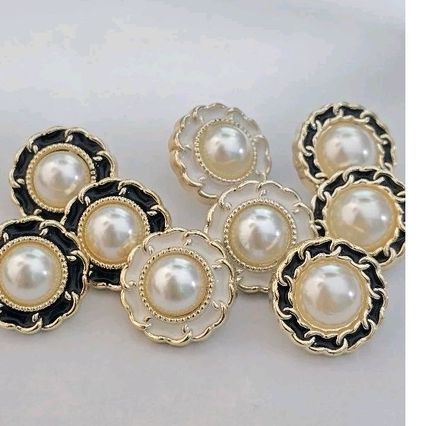 20 Pcs Kancing Mutiara Mewah  Hias  2,1 cm
