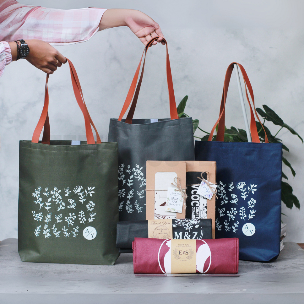Souvenir Unik Aesthetic ALULA BAG Custom Desain Untuk Souvenir Pernikahan, Souvenir Kantor Premium