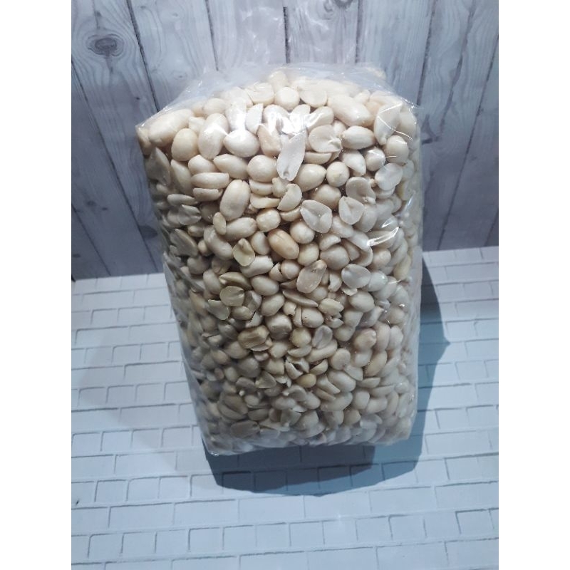 

Kacang kupas mentah 1kg